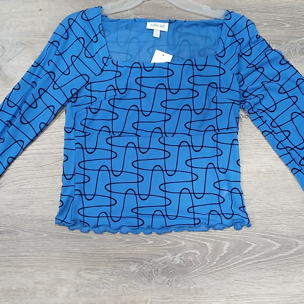 Willow and root Brand Blue and Black Fitted Long Sleeve Blouse.